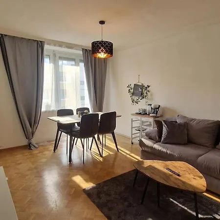 아파트 Schoene 2,5 Mit Balkon Und Parkplatz