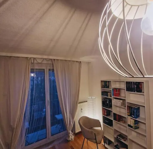 Apartment Schoene 2,5 Mit Balkon Und Parkplatz *