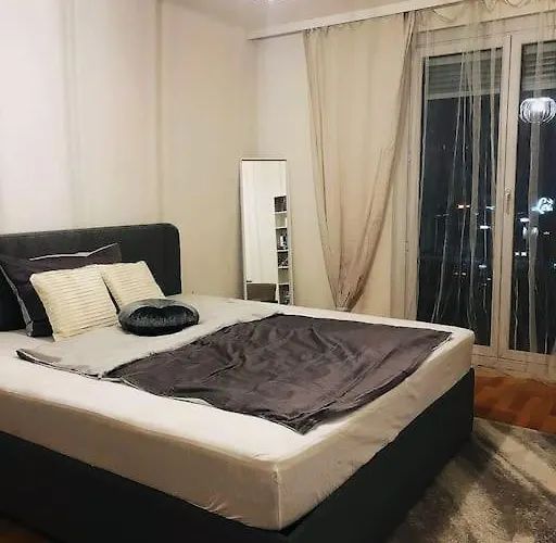 Apartment Schoene 2,5 Mit Balkon Und Parkplatz Graz